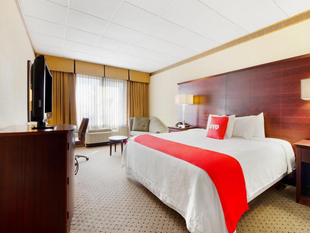 Oyo Hotel East Hanover Nj-10 Eksteriør bilde