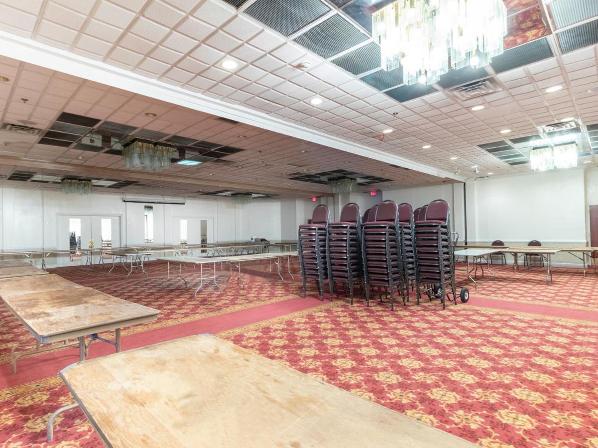 Oyo Hotel East Hanover Nj-10 Eksteriør bilde